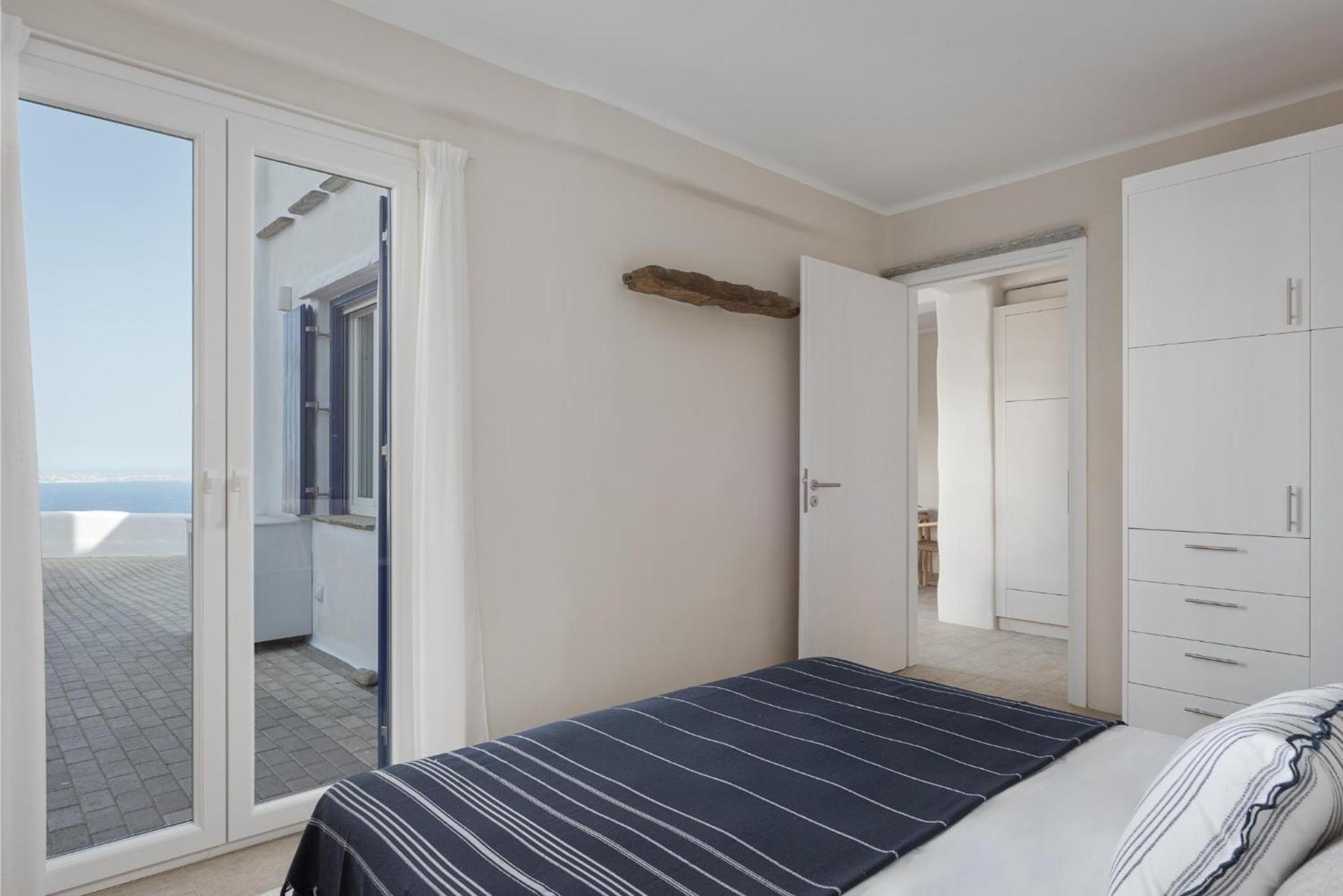 Morfes Luxury Apartment Triandáros