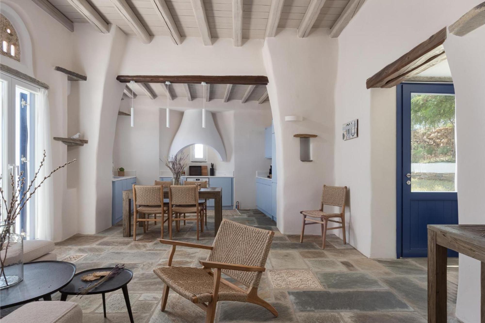 Morfes Luxury Apartment Triandáros